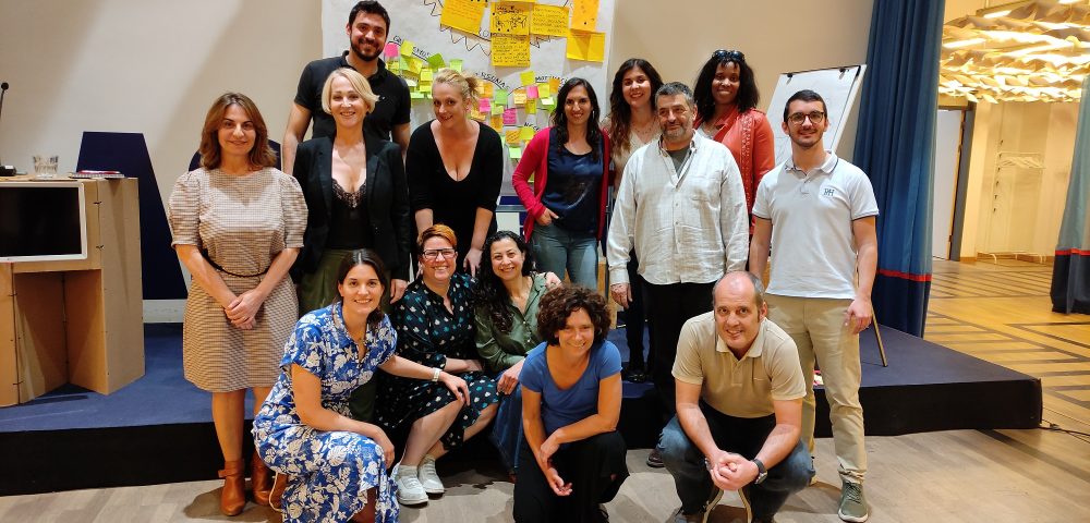 Fotografía de los participantes en la Jornada Semilla de la Comunidad Triple Impacto